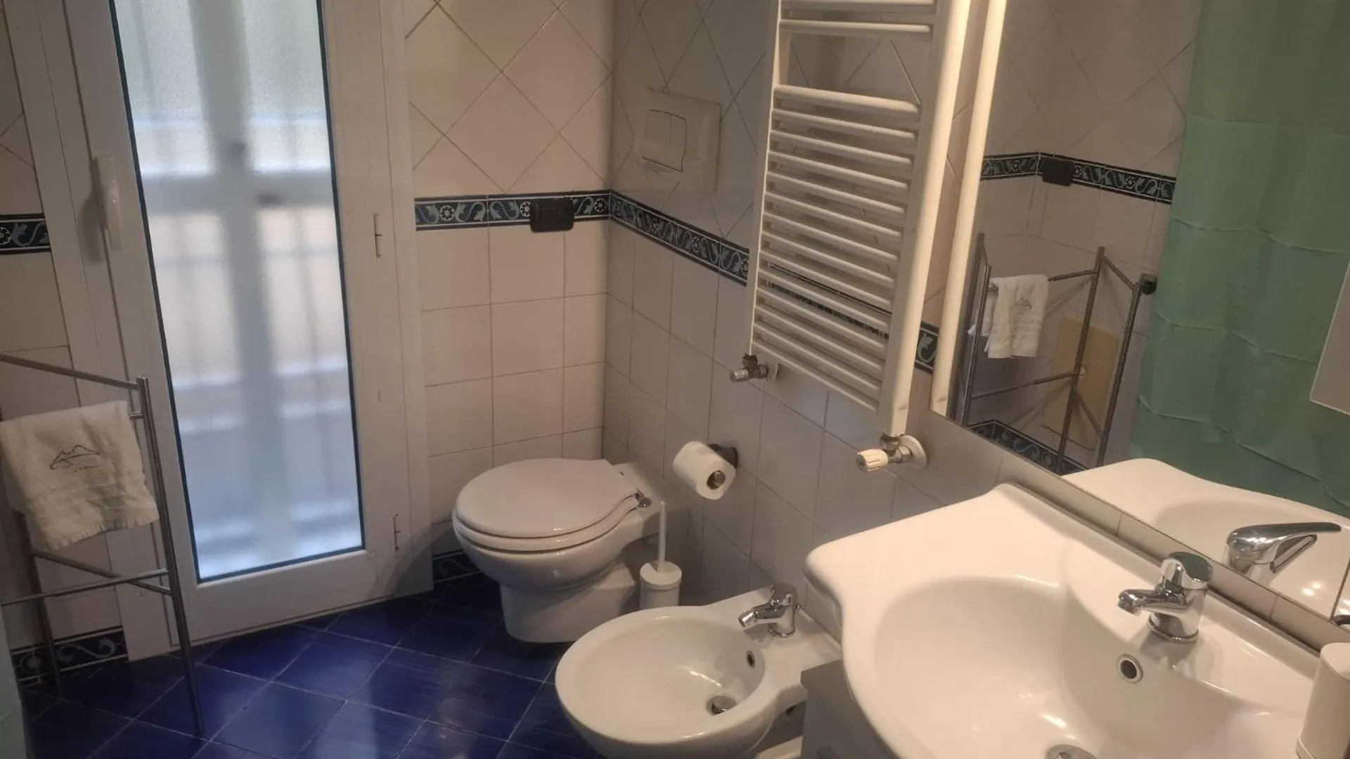 Neapolis Apartment Angioino 0*, Naples Italy